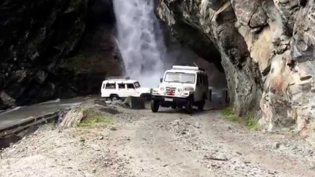 ज्यान हत्केलामा राखेर हिमालपारिको यात्रा