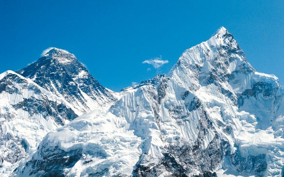 दुई वर्ष लगाएर सगरमाथाको उचाइ मापन गरिँदै