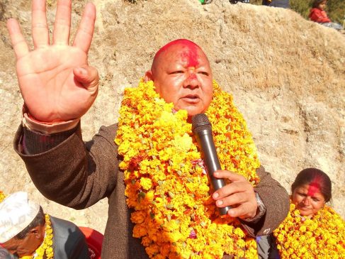 दिपायललाई प्रादेशिक राजधानी बनाउन माग गर्दै ज्ञापनपत्र