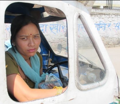 पारिवारिक समस्याले टेम्पो चालक भएँ