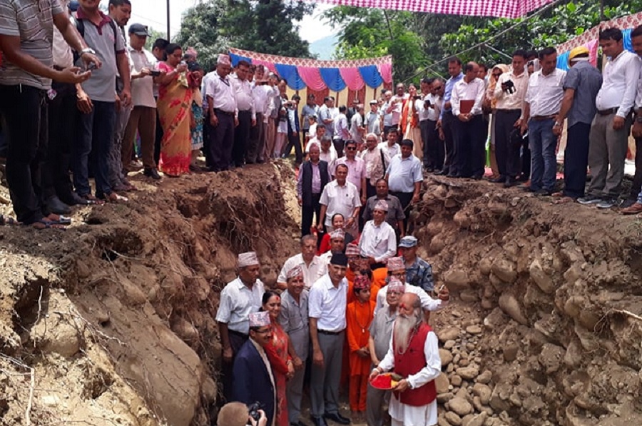 पार्क मासेर बुटवल उपमहानगर भवन