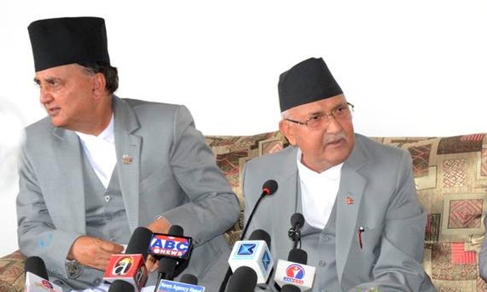 kp_oli_tia_newskarobar
