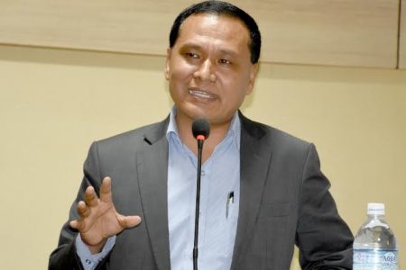 कुलमानले भने, ‘उद्योगीले मागेजति विजुली दिन तयार छौँ’