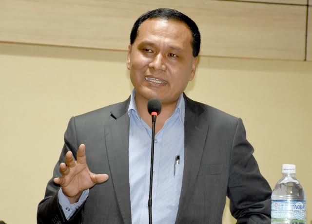 कुलमानले भने, ‘उद्योगीले मागेजति विजुली दिन तयार छौँ’