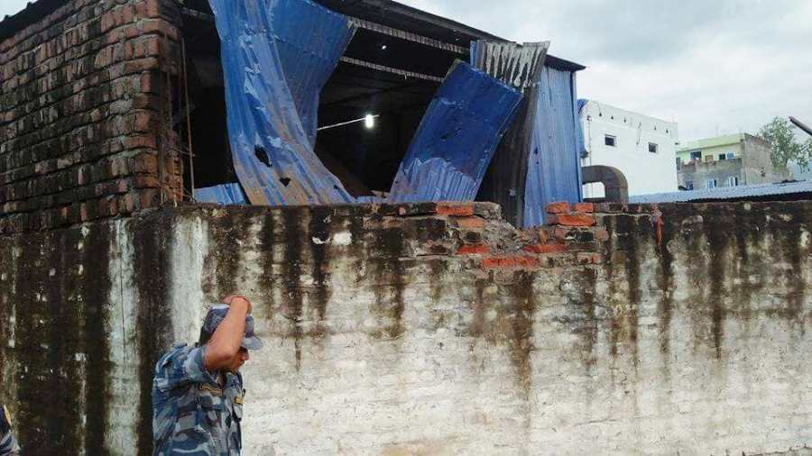 कैलालीको देउती गुट्खा उद्योगमा बम विष्फोट