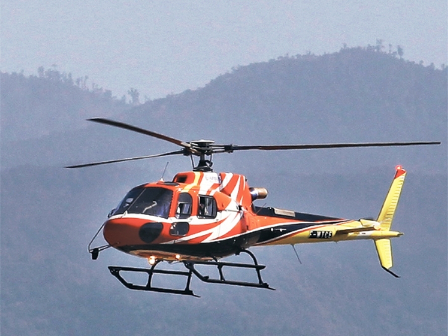 विशिष्ट व्यक्तिको हेलिकप्टर उडानमा दुई पाइलट अनिवार्य