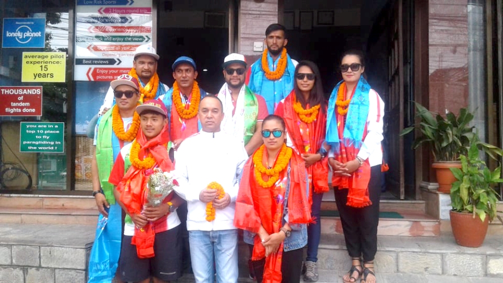एसियाड प्याराग्लाइडिङ टोली इण्डोनेसियाका लागि प्रस्थान