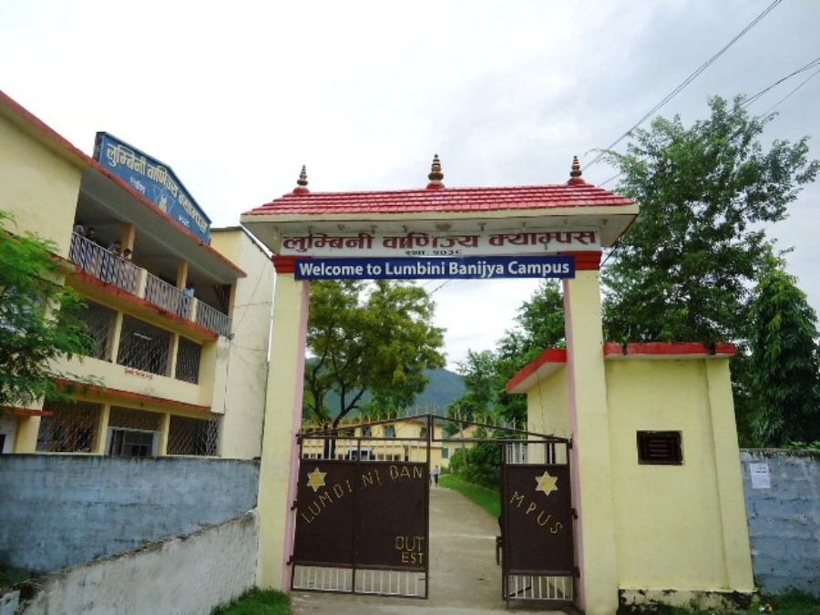 लुम्बिनी बाणिज्य क्याम्पसमा आगजनी