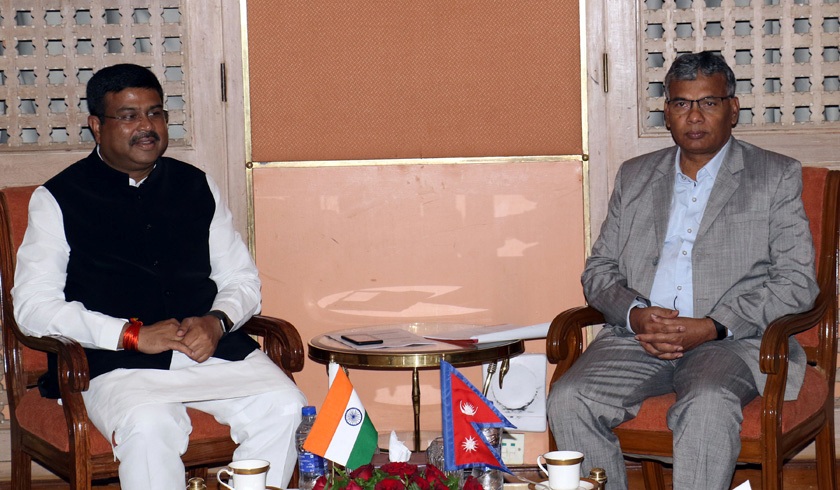 नेपाली बुलेटले नै भारतबाट एलपी ग्यास आयात गर्न पाउने