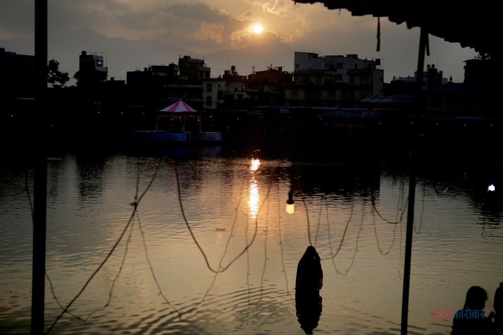 Chhath puja kamalpokhari newskarobar (1)