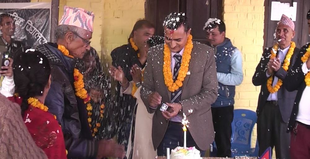 जन्मदिनमा उद्योगी निरौलाद्वारा निःशुल्क स्वास्थ्य शिविर र जुत्ता वितरण