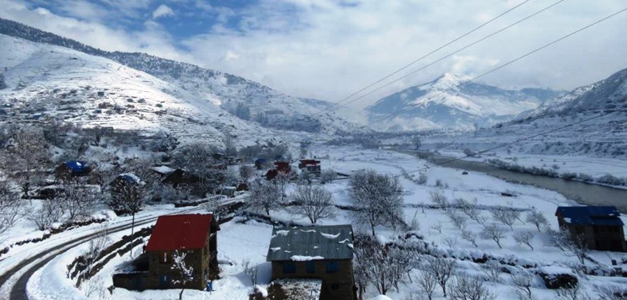 उच्च पहाडी र हिमाली भू-भागका केही स्थानमा हल्का हिमपातको सम्भावना