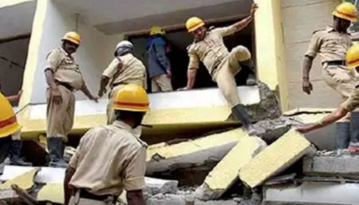 बैंगलोरमा भवन भासिँदा एकै परिवारका ३ नेपालीको मृत्यु