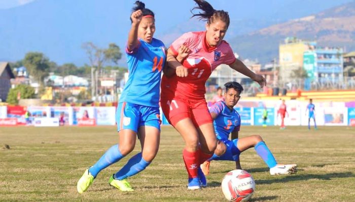 महिला फुटबल : नेपालका लागि भारत ‘फलामे च्यूरा’सरह