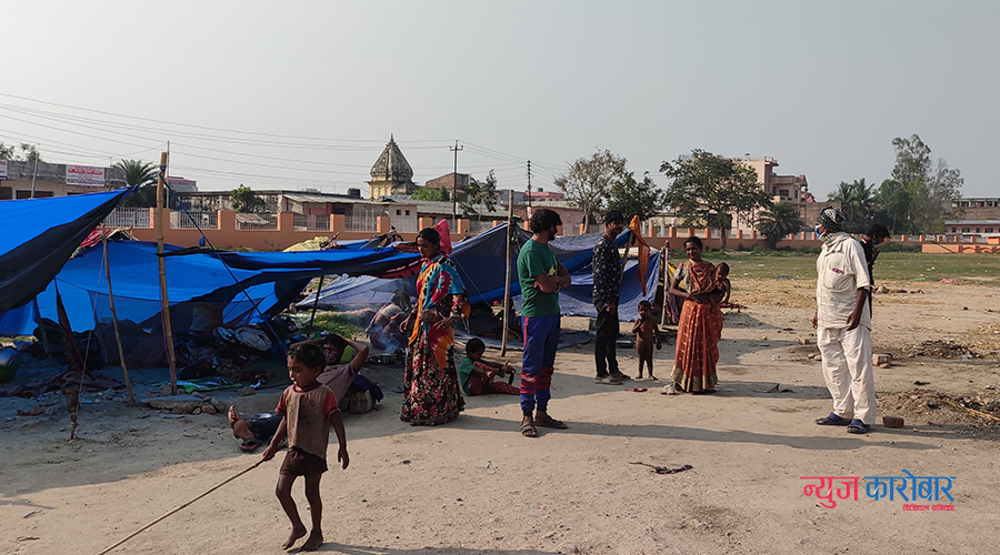 जनकपुरको बाह्रबिघामा बालबच्चासहित ४० जना भारतीयको बिचल्ली
