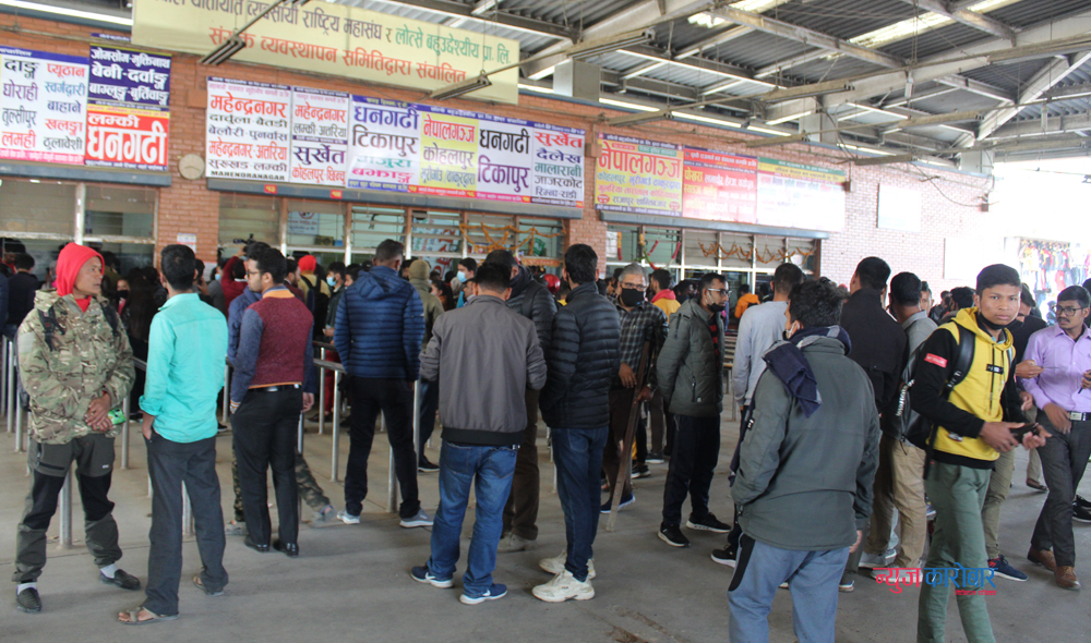 मतदान गर्न काठमाडौं छाड्नेको संख्या बढ्दै