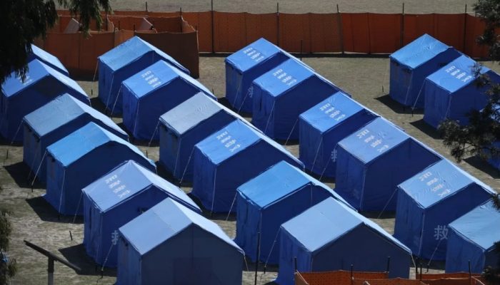 बेलायत पुग्ने पर्यटकले अनिवार्य रुपमा क्वारेन्टिनमा बस्नुपर्ने