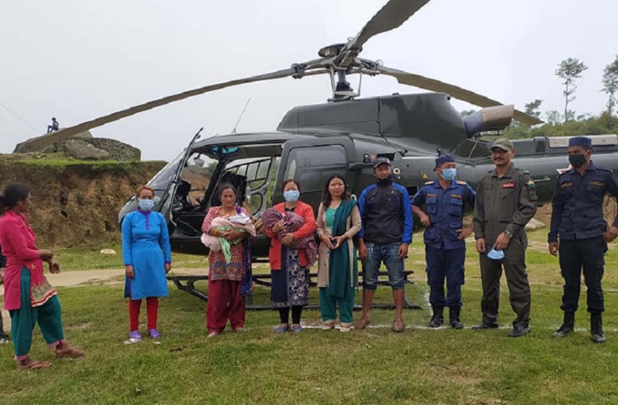 अत्याधिक रक्तस्राव भएपछि हेलिकोप्टरमार्फत् सुत्केरीको उद्धार