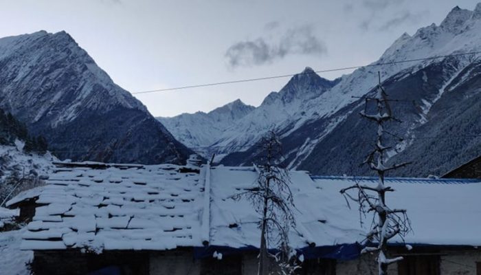 व्यासको छाङरूमा हिमपात (तस्बिरहरू)