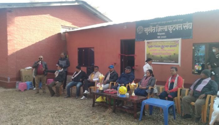फुटबल संघ सुर्खेतको भवन उद्घाटन