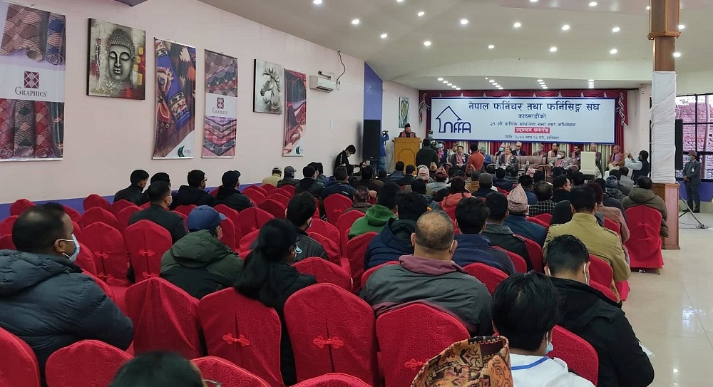 वन पैदावरको सरल उपयोग हुन नसकेको गुनासो