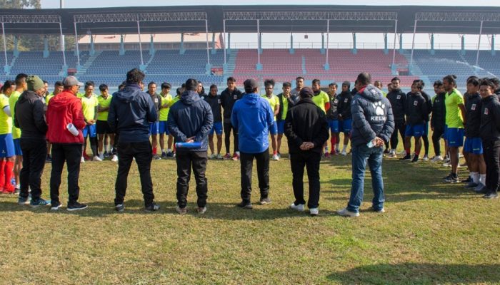 फुटबलको बन्द प्रशिक्षणबाट १४ खेलाडी बाहिरिए
