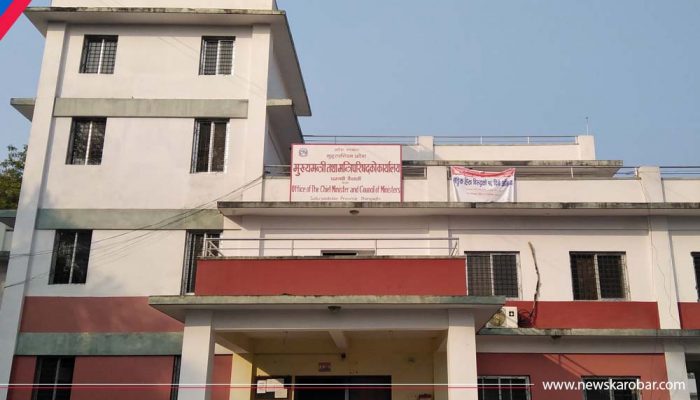 घुर्क्याउने, धम्क्याउने बढेपछि मन्त्रिमण्डललाई पूर्णता दिन सकस, २ मन्त्रालय मन्त्रीविहीन