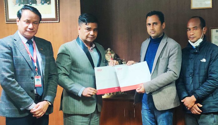 इजी ट्याक्सीमा आबद्ध ट्याक्सीको बिमाका लागि प्रभु इन्स्योरेन्ससँग सम्झौता