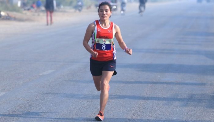 पुष्पा भण्डारीलाई बंगलादेशमा म्याराथन उपाधि