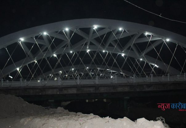 राति यस्तो देखिन्छ नेपालकै पहिलो ‘नेटवर्क आर्क पुल’ (फोटोफिचर)