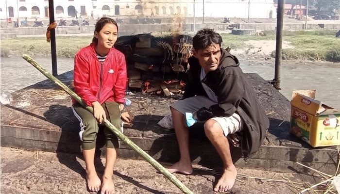 सपना रोकामगरले दिइन् विनयजंगविरुद्ध उजुरी